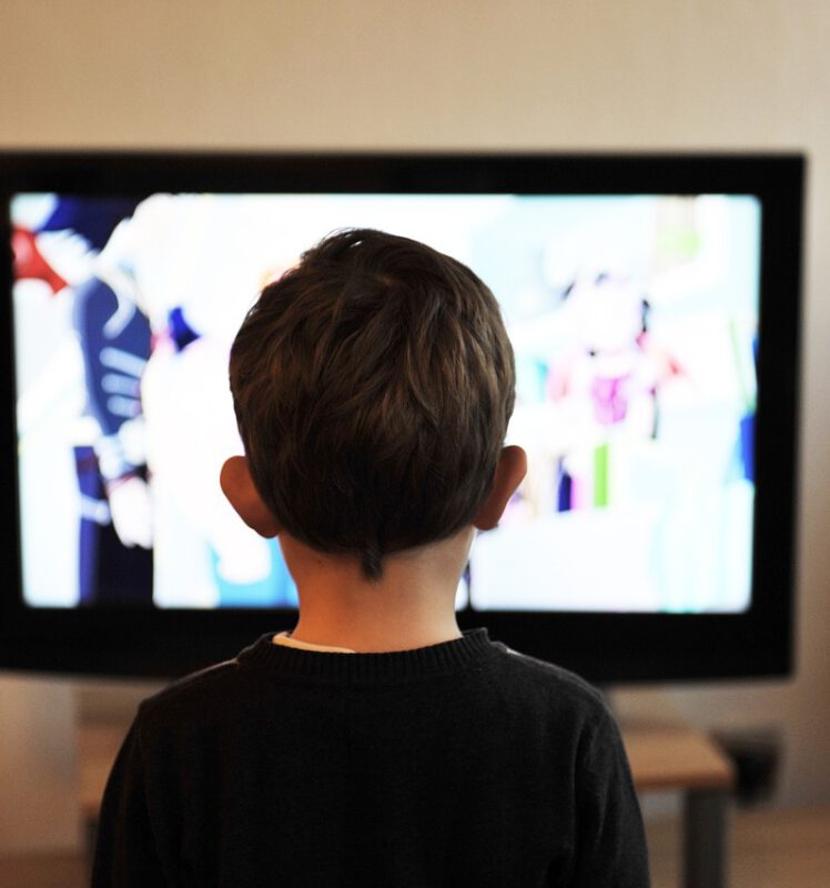 Fernsehen schadet den Augen!