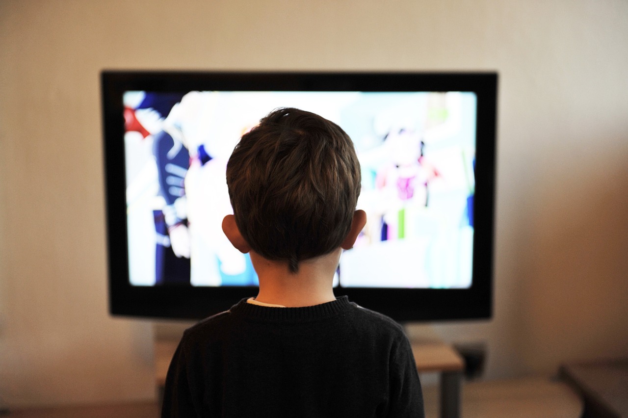 Fernsehen schadet den Augen!