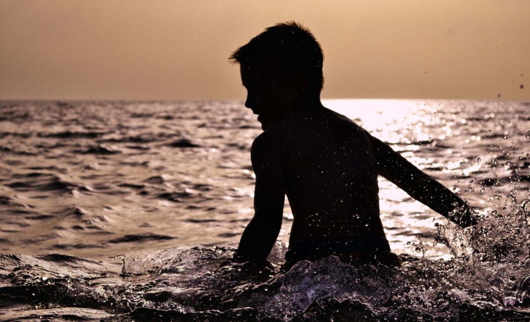 Mit vollem Magen soll man nicht schwimmen gehen!